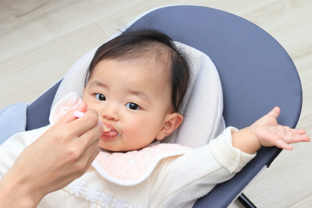 離乳食を食べさせる際のポイント